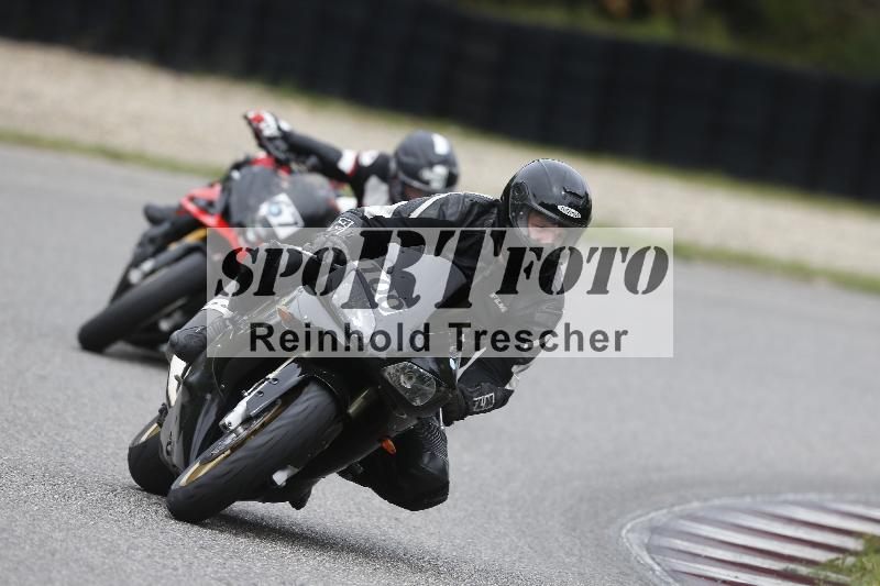 /40 24.08.2026  Cornu Master School ADR/blau-beu/100